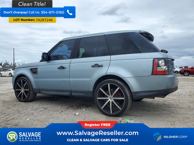 Used 2011 Land Rover Range Rover Sport HSE AWD/4WD image 3