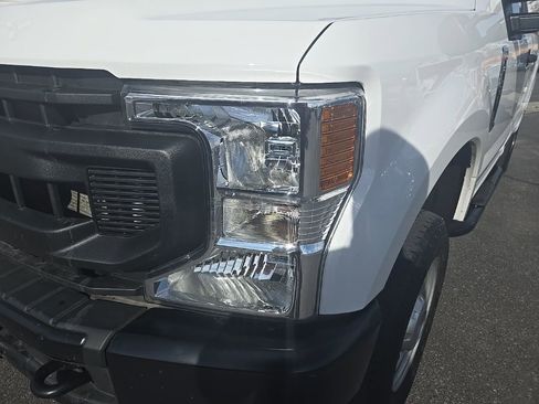 Used 2021 Ford F250 XL w/ Power Equipment Group image 29