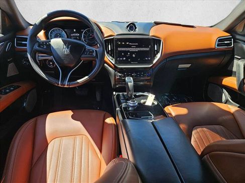 Used 2022 Maserati Ghibli Modena Q4 AWD/4WD image 10
