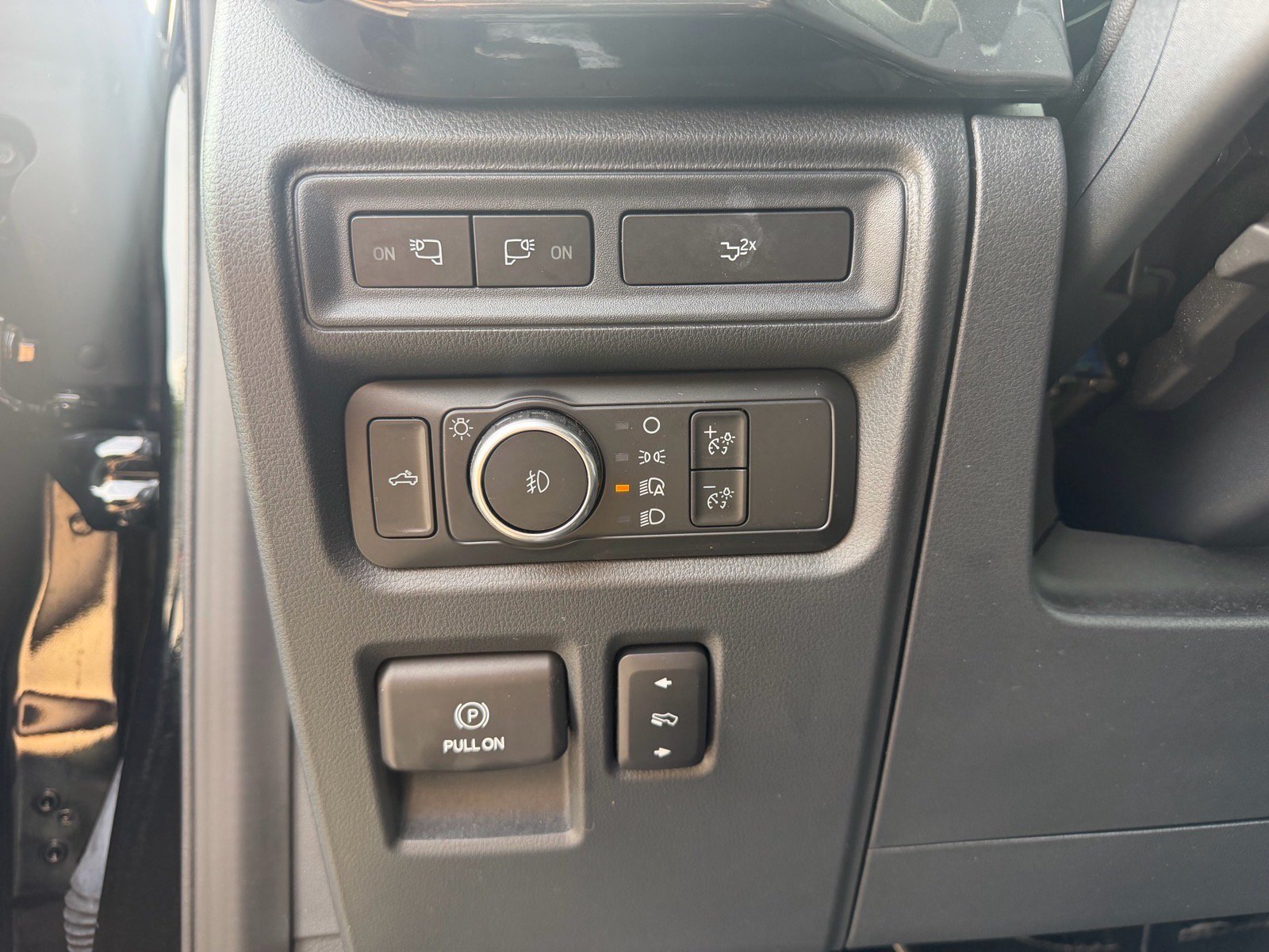 Used 2022 Ford F150 XLT w/ Equipment Group 302A High AWD/4WD image 34
