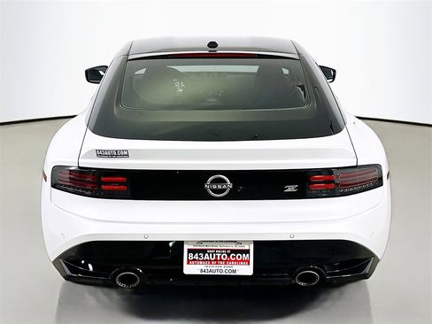 Used 2024 Nissan Z Performance w/ Floor Mat Package image 6