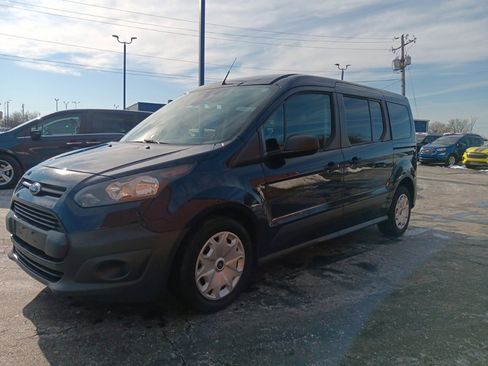 Used 2017 Ford Transit Connect XL image 3
