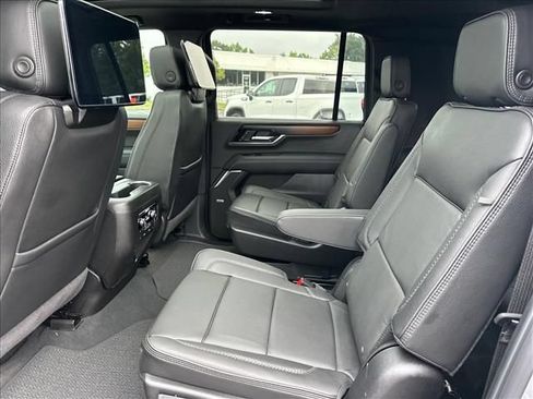 New 2026 GMC Yukon XL Denali w/ Denali Reserve Package AWD/4WD image 23