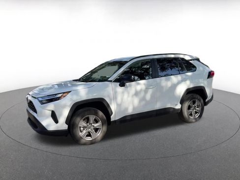 Used 2025 Toyota RAV4 LE image 8