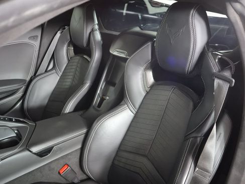 Used 2023 Chevrolet Corvette Stingray Premium Cpe w/ Battery Protection Package RWD image 32