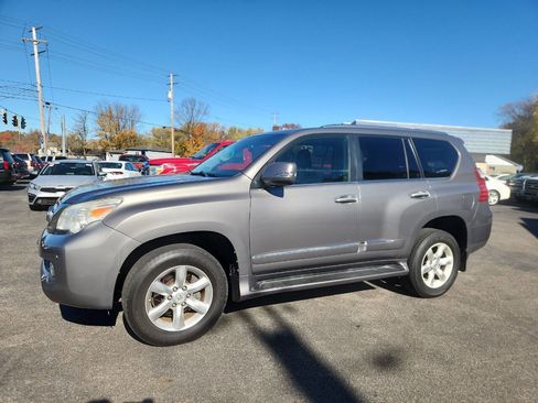 Used 2013 Lexus GX 460 image 1
