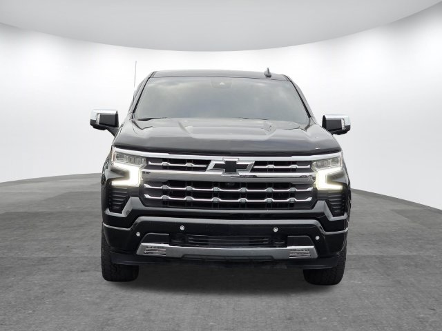 Used 2022 Chevrolet Silverado 1500 LTZ AWD/4WD image 2