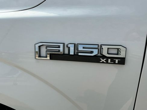 Used 2015 Ford F150 XLT w/ Equipment Group 301A Mid image 11
