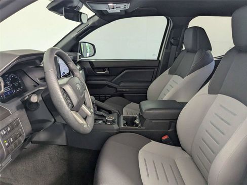 Certified 2025 Toyota Tacoma TRD Sport AWD/4WD image 10