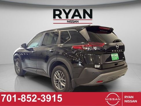 Certified 2023 Nissan Rogue S image 15