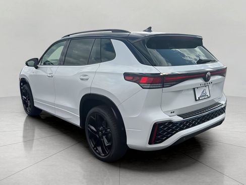 New 2026 Volkswagen Tiguan SE R-Line AWD/4WD image 5