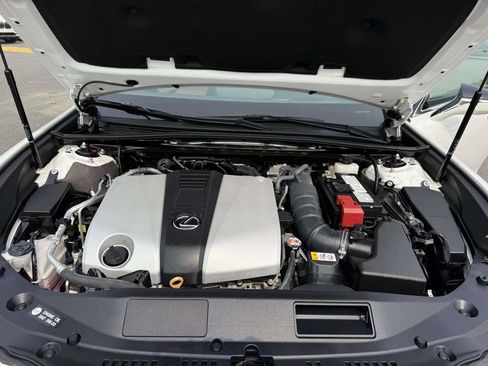 Used 2025 Lexus ES 350 w/ Premium Package FWD image 27