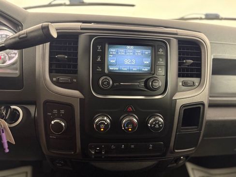 Used 2017 RAM 2500 Tradesman w/ Chrome Appearance Group AWD/4WD image 27