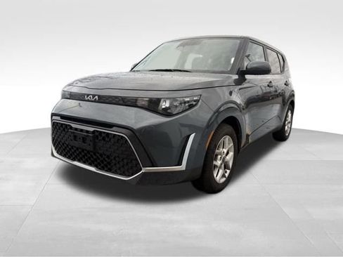 Used 2024 Kia Soul LX w/ Option Group 015 image 1
