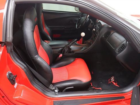 Used 2002 Chevrolet Corvette Z06 RWD image 23