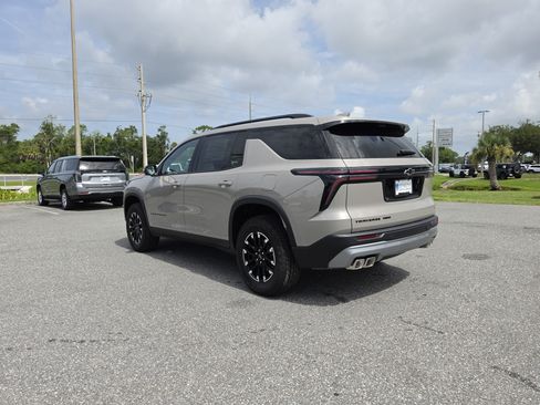 New 2026 Chevrolet Traverse Z71 w/ Driver Confidence Package AWD/4WD image 7
