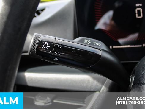 Used 2025 Kia K4 FWD image 29