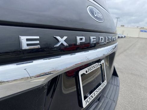 Used 2024 Ford Expedition Limited image 49