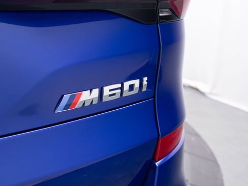 Used 2025 BMW X5 M60i w/ Climate Comfort Package image 16