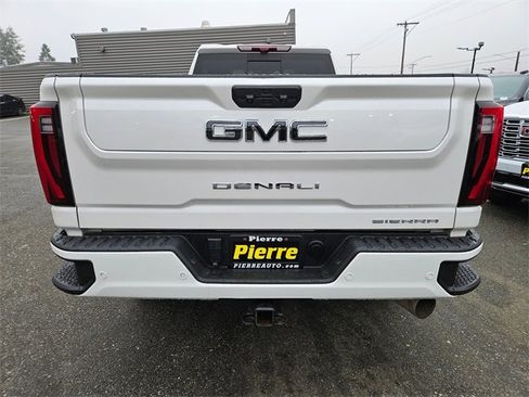 Used 2024 GMC Sierra 3500 Denali Ultimate image 4