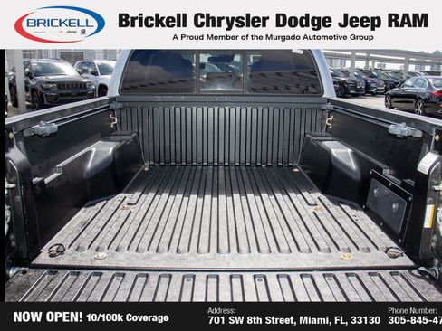 Used 2022 Toyota Tacoma SR w/ SR Convenience Package image 9