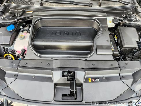 Used 2024 Hyundai Ioniq 6 SEL AWD/4WD image 37