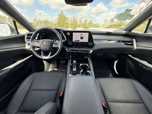 Used 2025 Lexus RX 350 FWD w/ Technology Package image 19