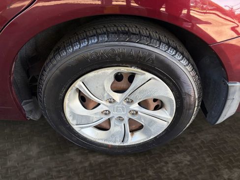 Used 2013 Honda Civic LX image 32