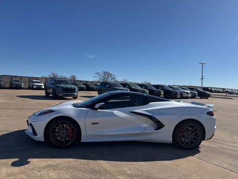 Used 2023 Chevrolet Corvette Stingray Premium Conv w/ Z51 Performance Package image 10