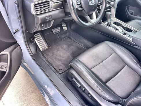 Used 2021 Honda Accord Sport image 3