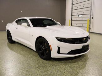 Used 2022 Chevrolet Camaro LT video 1