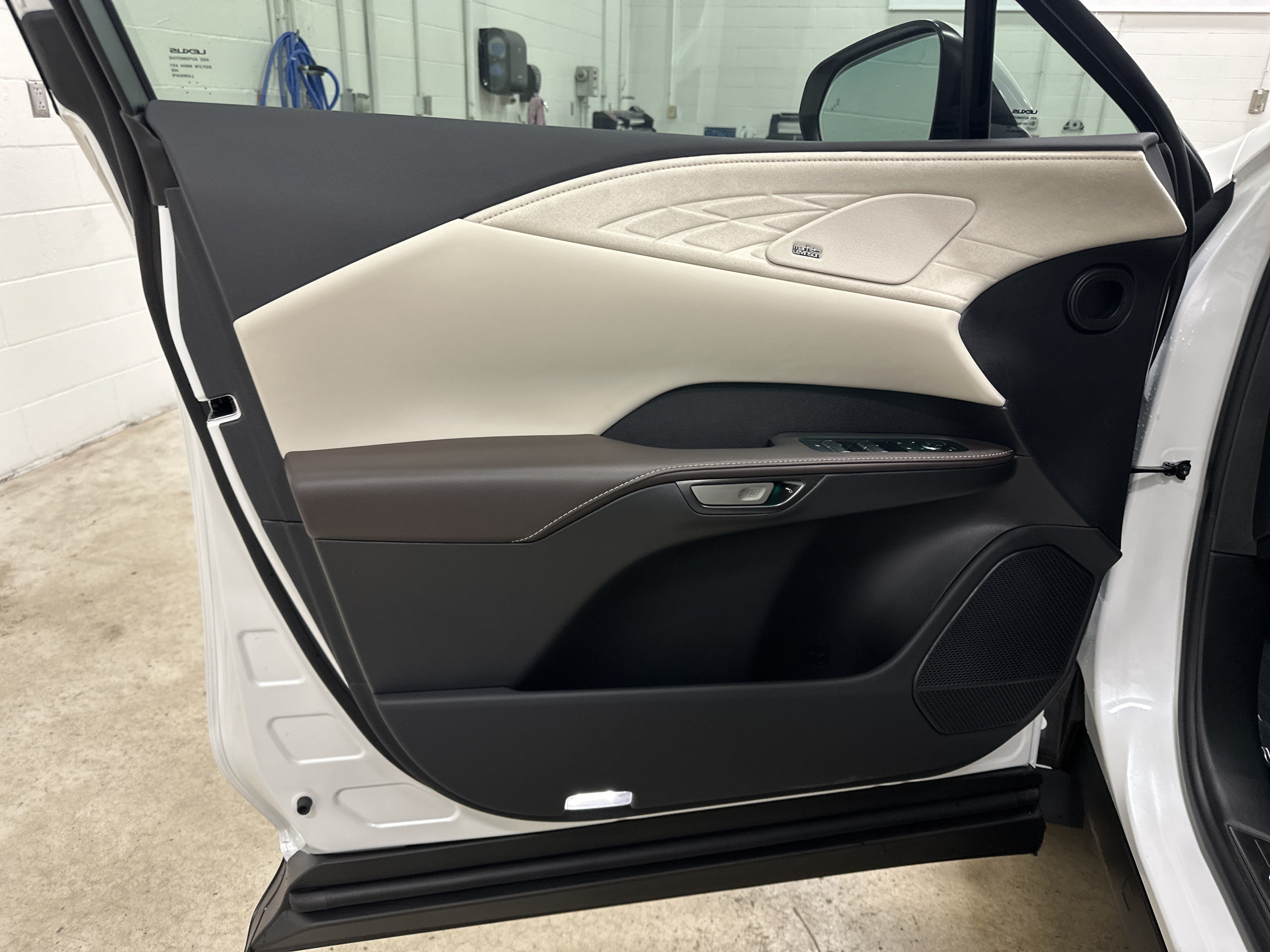 New 2026 Lexus RX 350 AWD w/ Convenience Package image 13