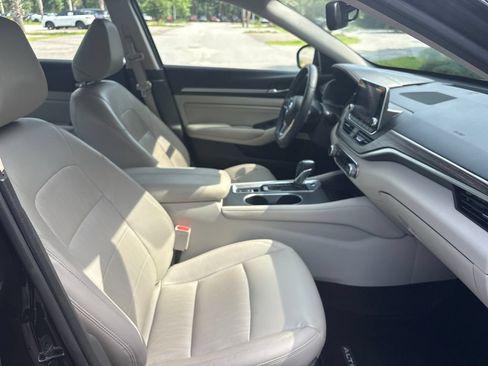 Used 2019 Nissan Altima 2.5 SL FWD image 35