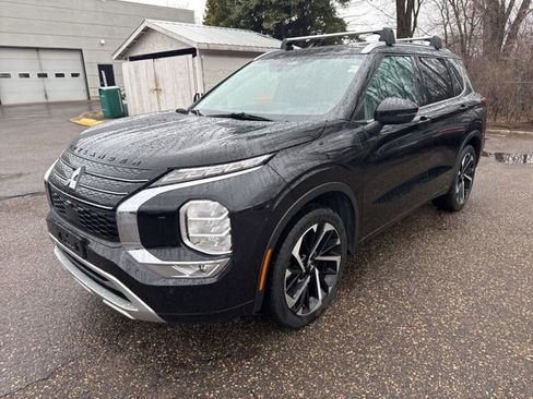 Used 2022 Mitsubishi Outlander SEL image 4