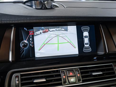 Used 2014 BMW M5 Competition image 29