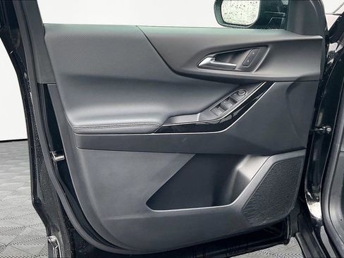 Used 2026 Chevrolet Equinox LT w/ LPO, Floor Liner Package FWD image 23