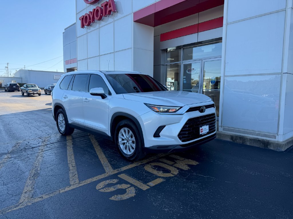 Used 2025 Toyota Grand Highlander AWD Hybrid image 3