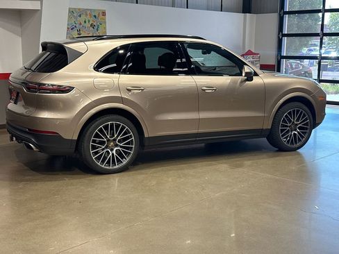 Used 2019 Porsche Cayenne AWD/4WD image 73