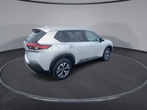 Used 2023 Nissan Rogue SV w/ SV Premium Package AWD/4WD image 8