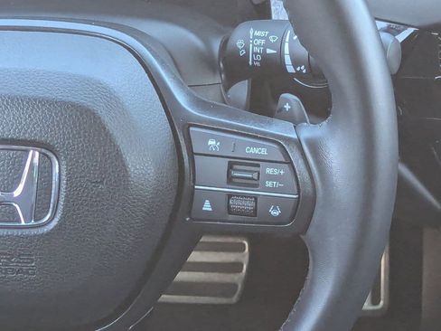 Used 2023 Honda Accord Sport image 18