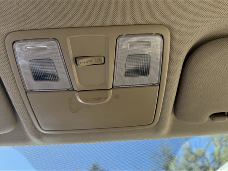 Used 2014 Hyundai Accent GLS FWD image 17
