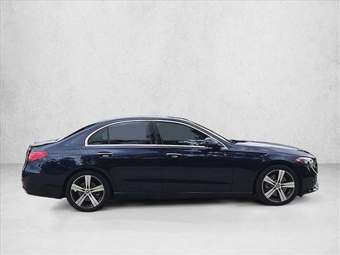 Used 2023 Mercedes-Benz C 300 4MATIC Sedan image 4