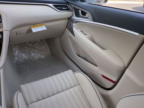 Used 2026 Genesis G70 2.5T Prestige image 16