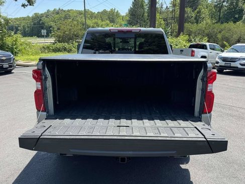 Used 2024 Chevrolet Silverado 1500 High Country w/ High Country Premium Package AWD/4WD image 17