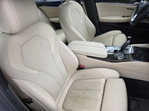 Used 2021 BMW 530i RWD image 28