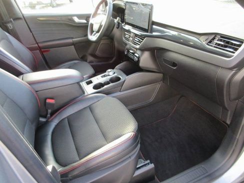 Used 2023 Ford Escape ST-Line w/ Tech Pack #1 image 28