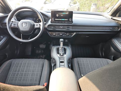 Used 2024 Honda HR-V Sport image 21