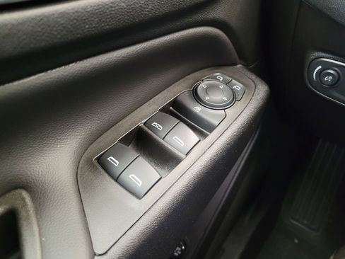 Used 2024 Chevrolet Equinox LT w/ LPO, Floor Liner Package FWD image 27