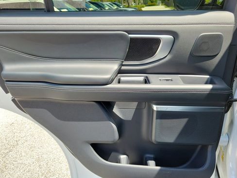 New 2026 Ford Expedition Platinum AWD/4WD image 16