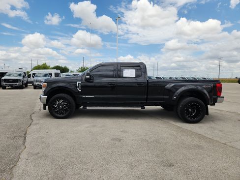 Used 2022 Ford F350 Lariat AWD/4WD image 4